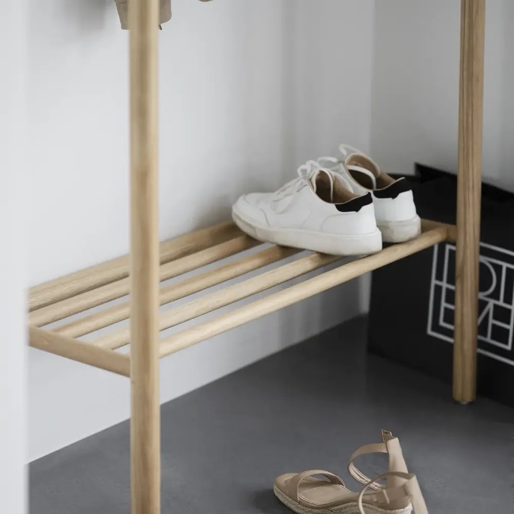 Milford clothes rack oak