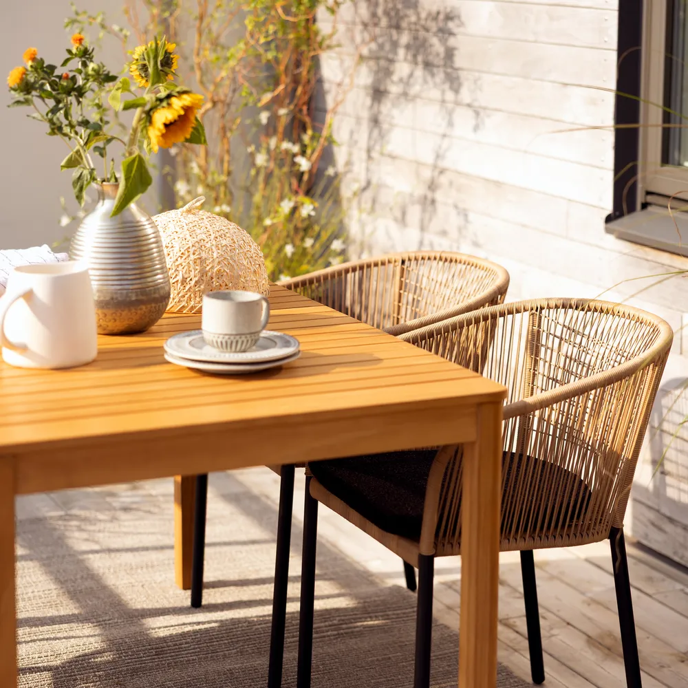 Joe & Delia Dining Group