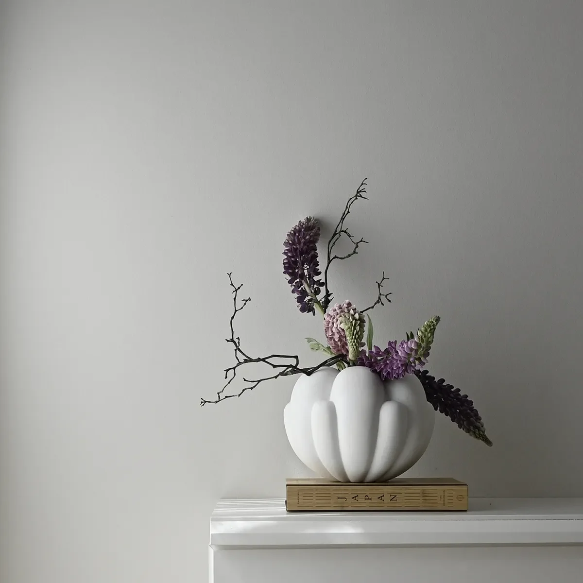 Handmade Vase Bloom Petit Bone White H18 cm