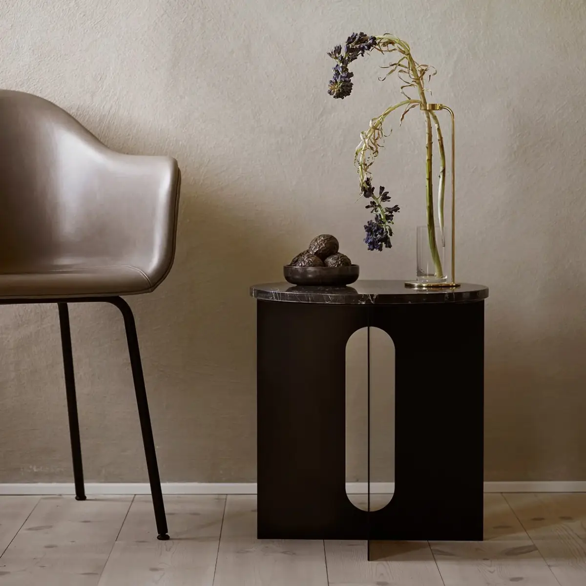 Androgyne Side table/base Black steel - Ø40 cm