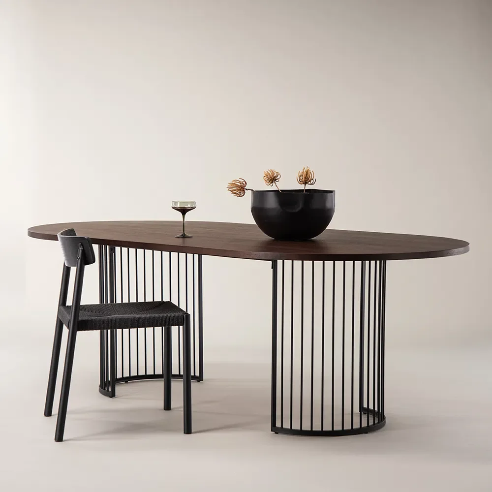 Hamneskär dining table 110x220 cm Walnut