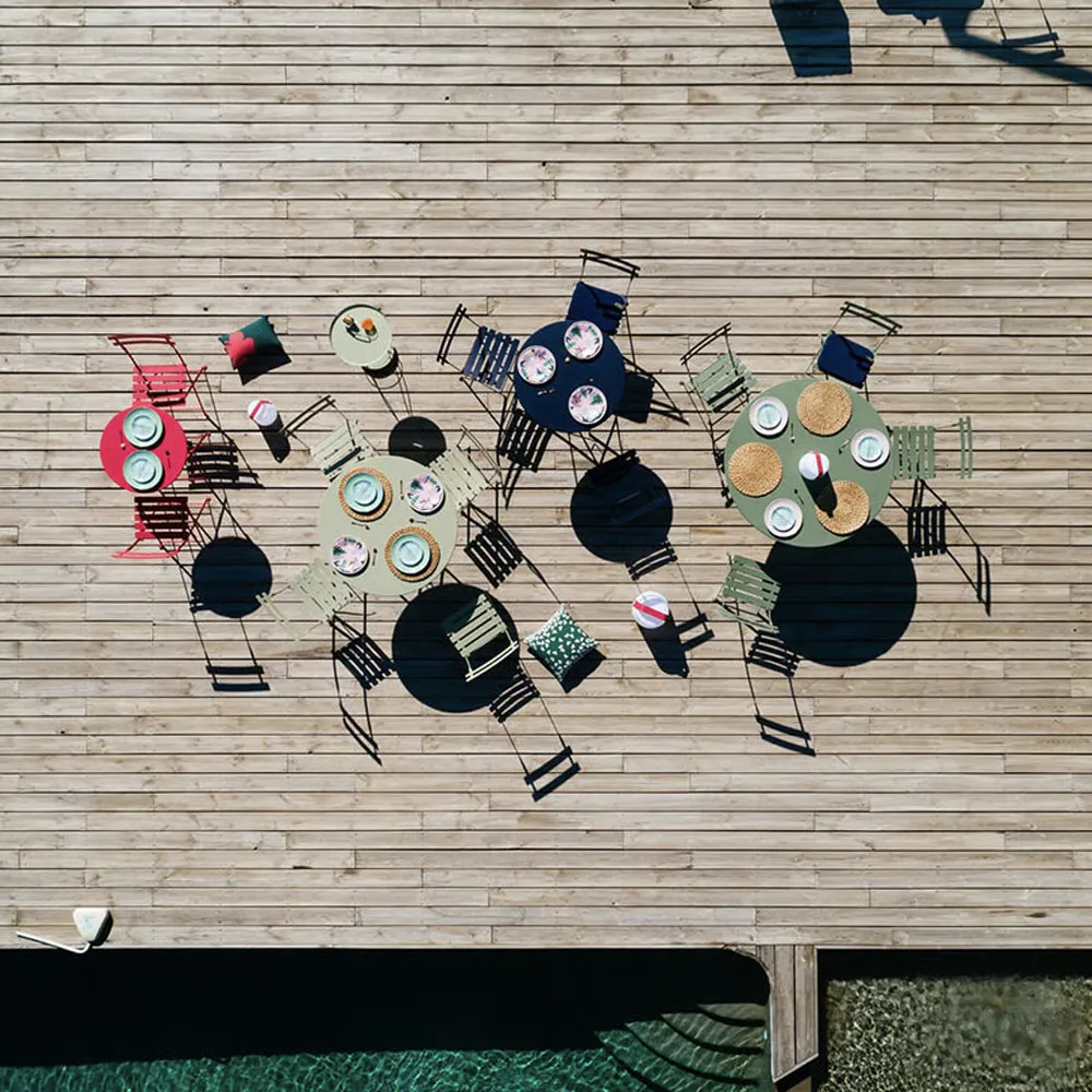 Bistro table 117 cm Latte beige