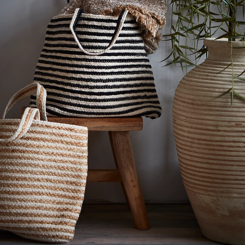 THEO urn terracotta 54 cm