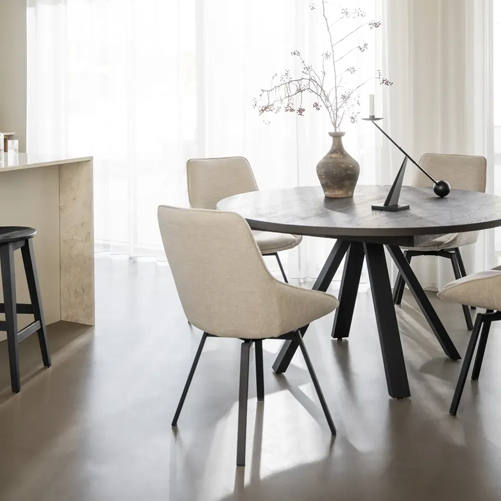 Alison dining chair lightbeige fabric/black metal legs