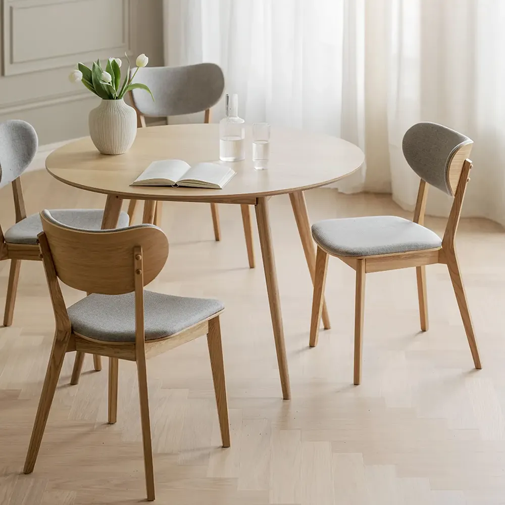 Kato dining chair lacquered oak/light gray fabric