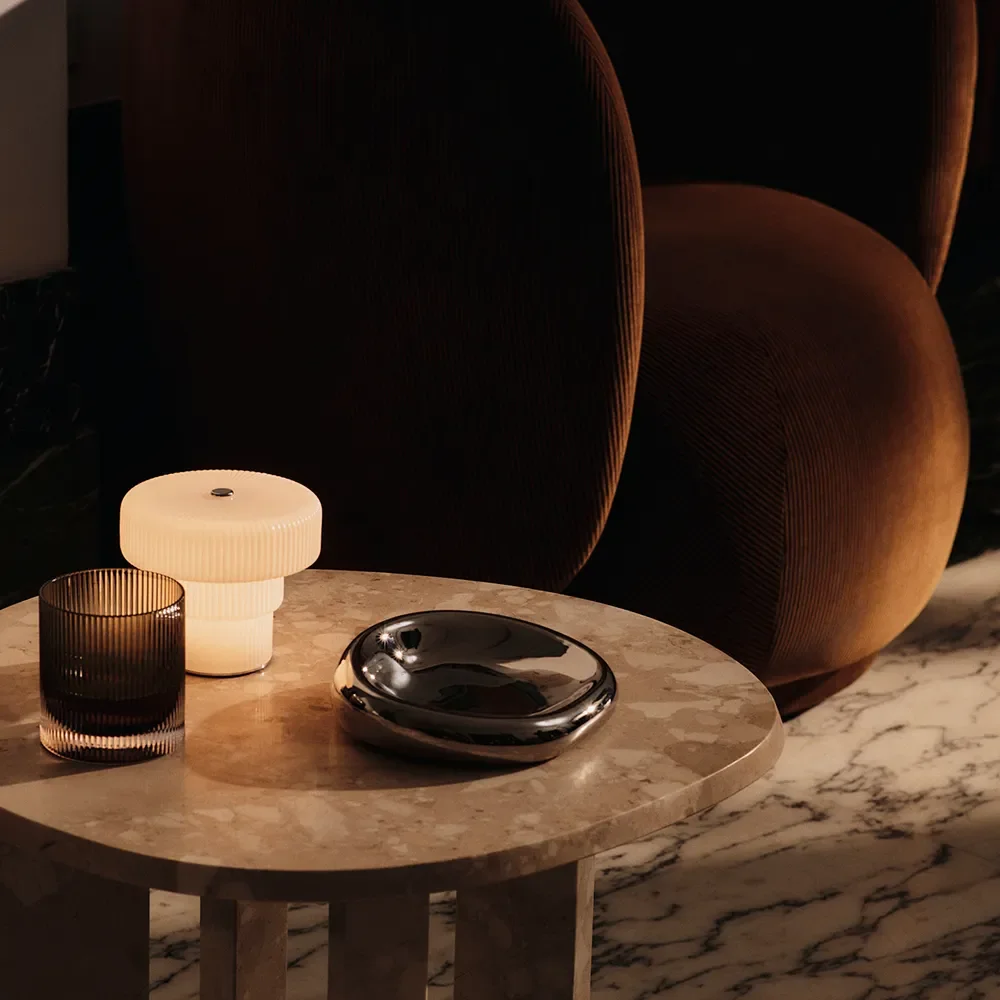 Mouth-Blown Portable Dimmable LED Table Lamp Ripple