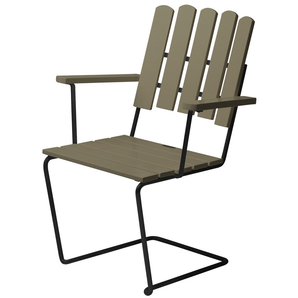 A2 Armchair Green lacquered Oak / Black Frame