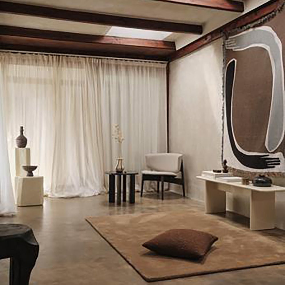 Pose Tapestry Blanket - Coffee