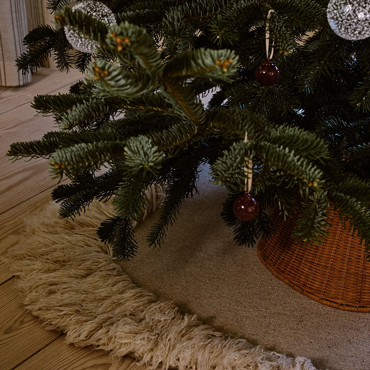 Hand-Braided Tree Skirt Natural