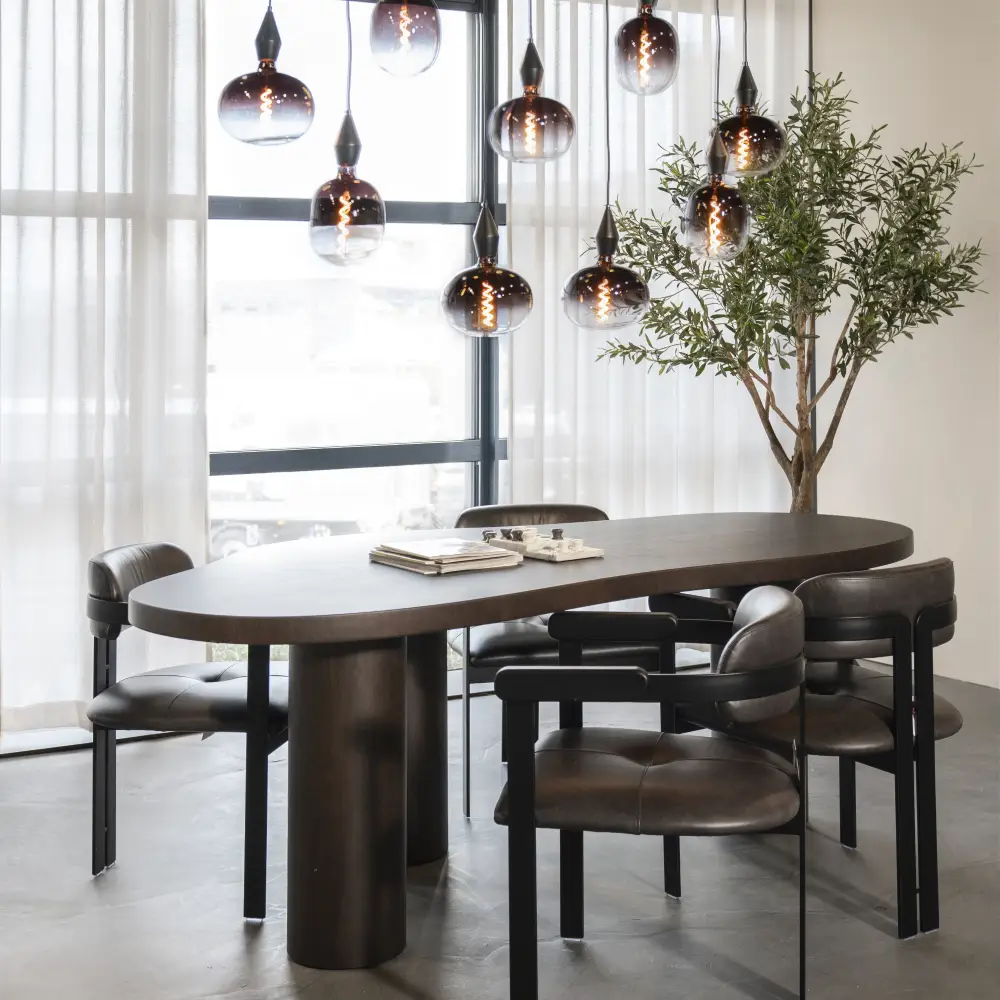 Bobbie Dining table