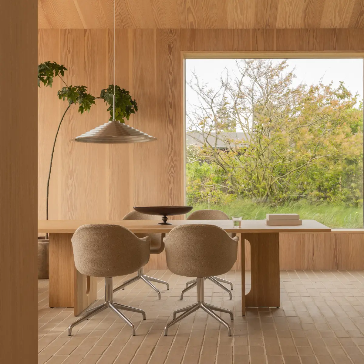 Androgyne Dining Table Oak - 278 x 109 cm