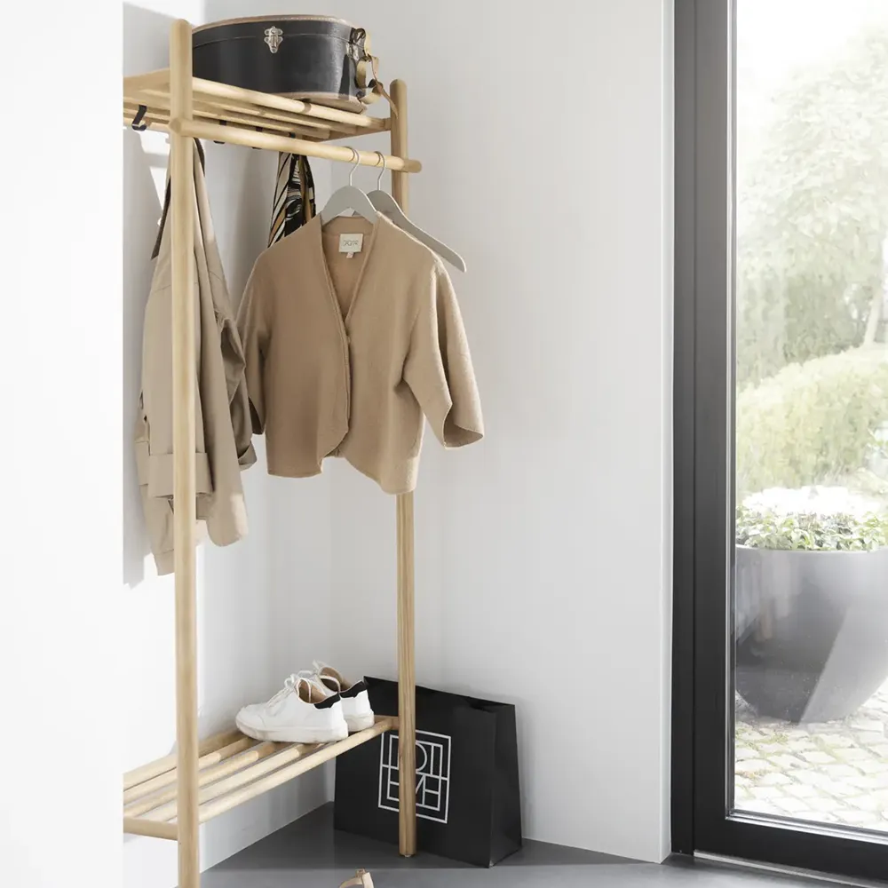 Milford clothes rack oak