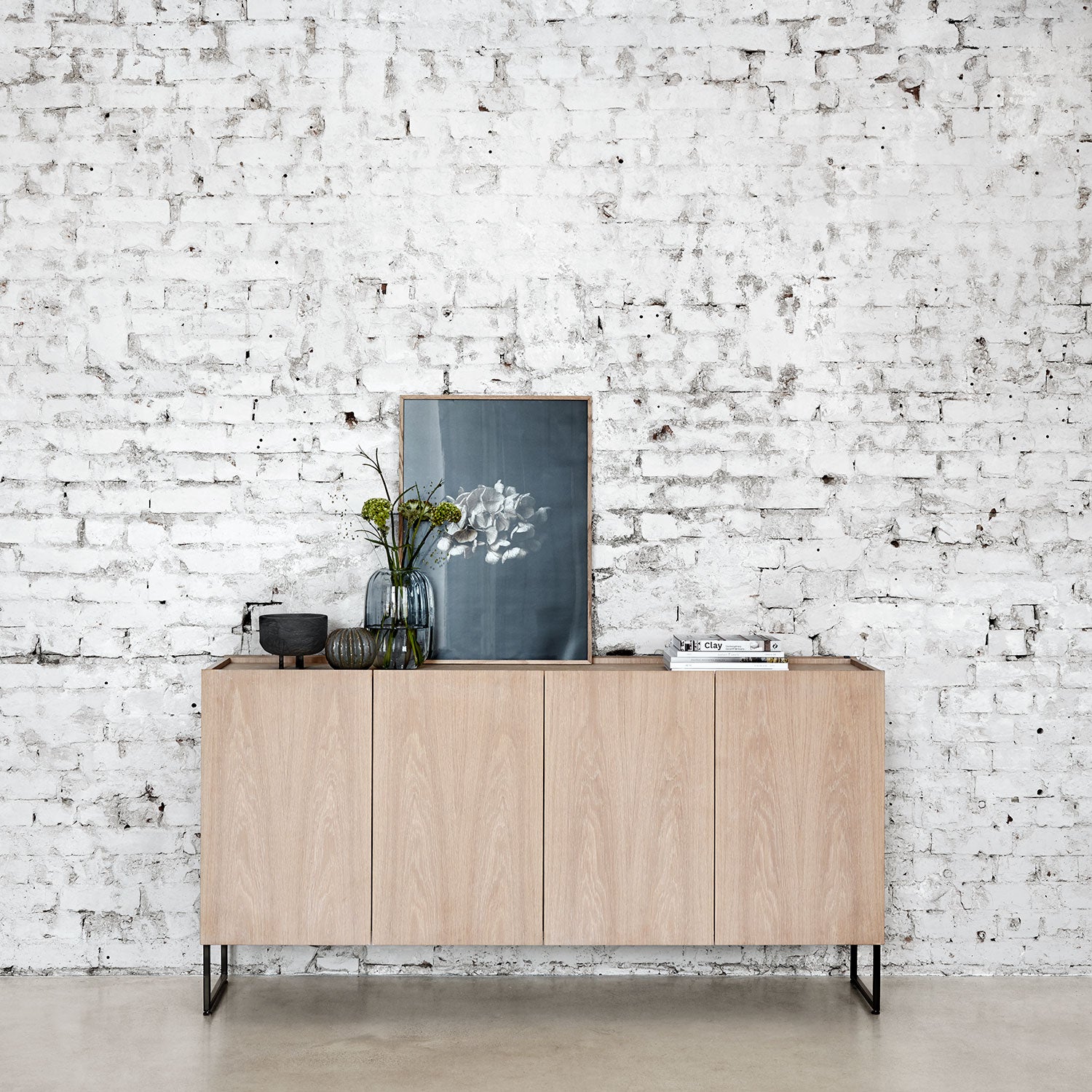 Sm404 Sideboard Walnut Lacquer 169X43X68cm