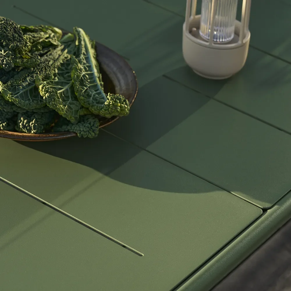 AVANTI Dining table 153x98 cm olive green