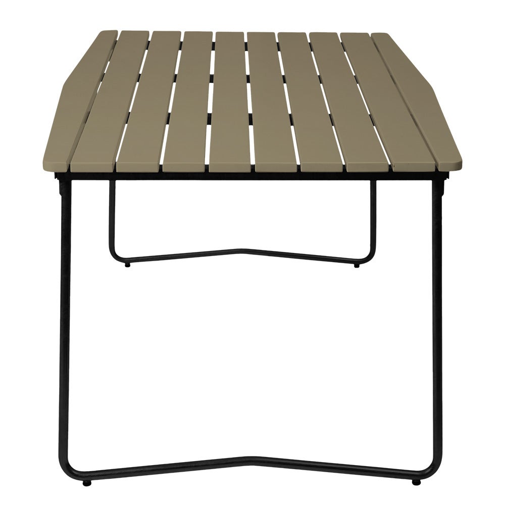 Table B31 170 Green lacquered oak / Black frame