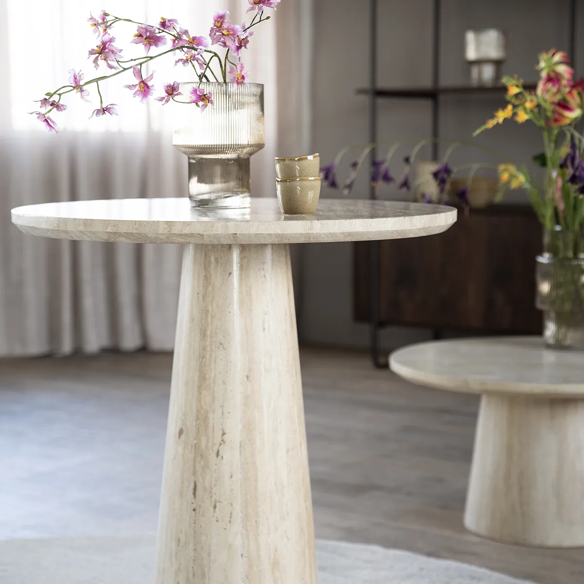 Aime Dining table - 70x75