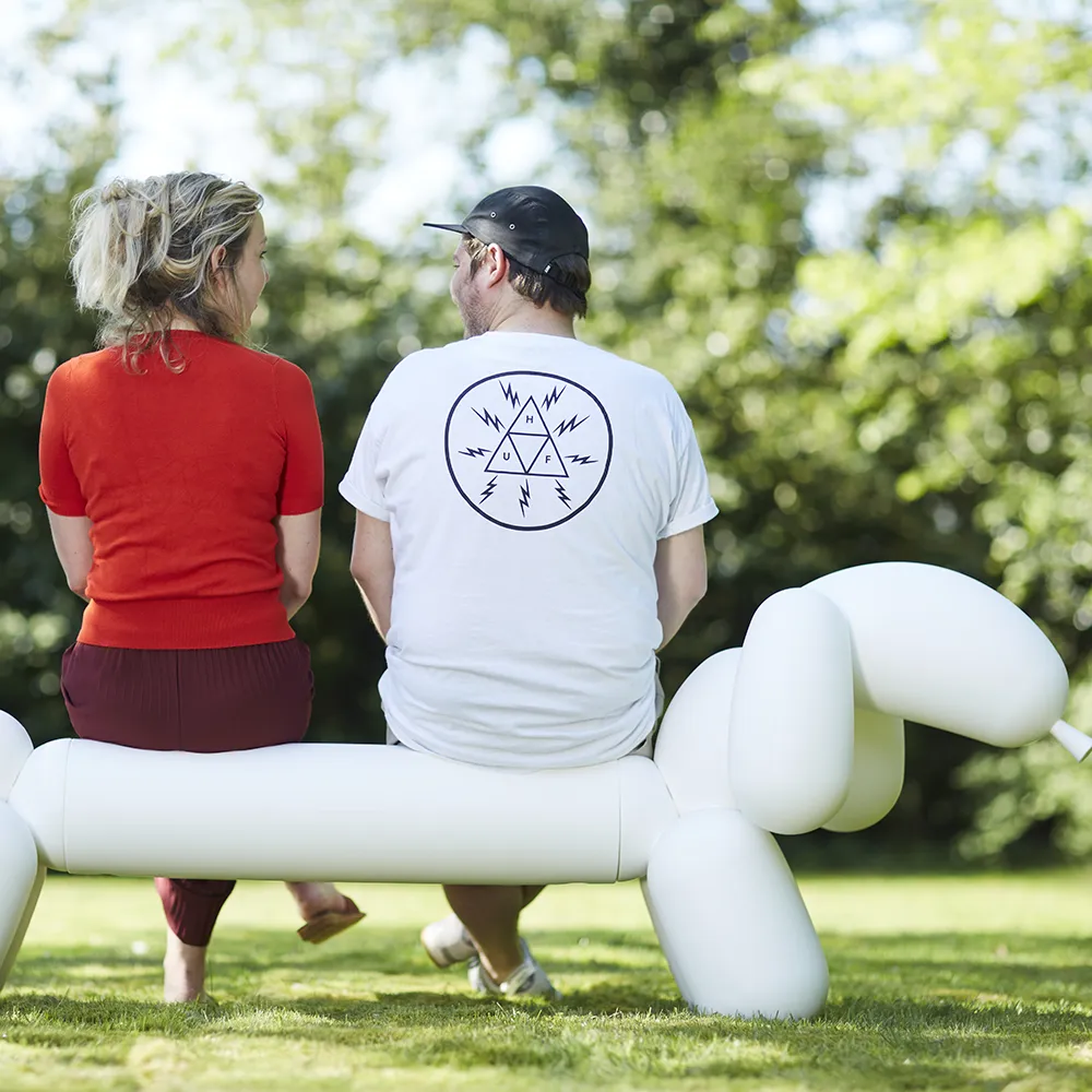 Attackle! garden bench white