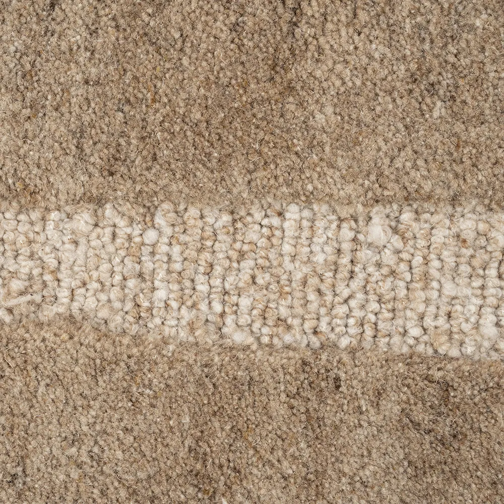 Rug Iwa 190x290 cm Brown