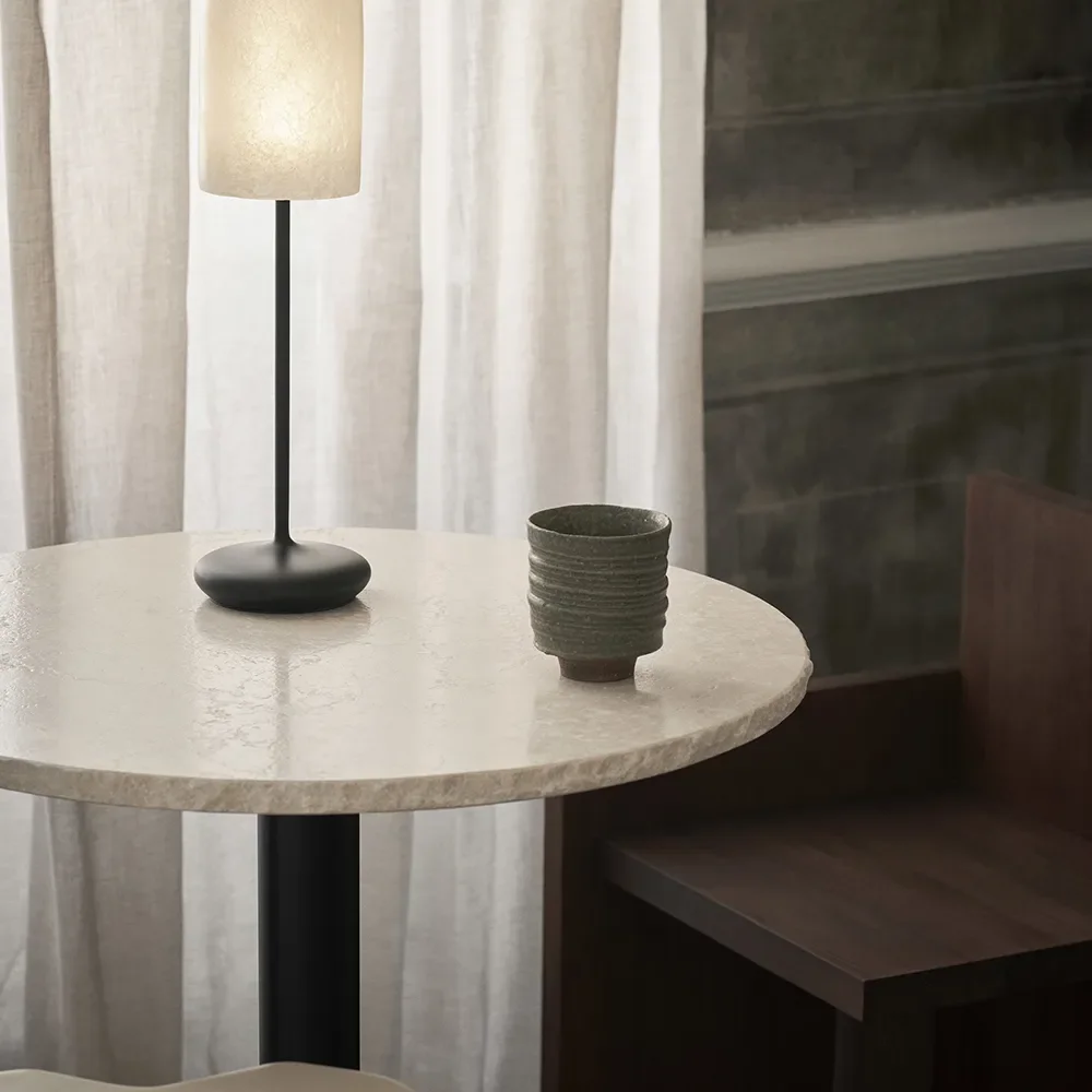 Mineral Café Table - Bianco Curia/Black