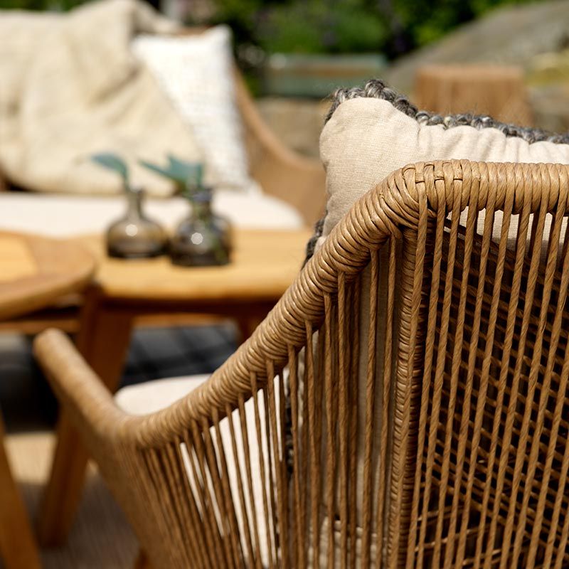 Hassel sofa in teak/art rattan 