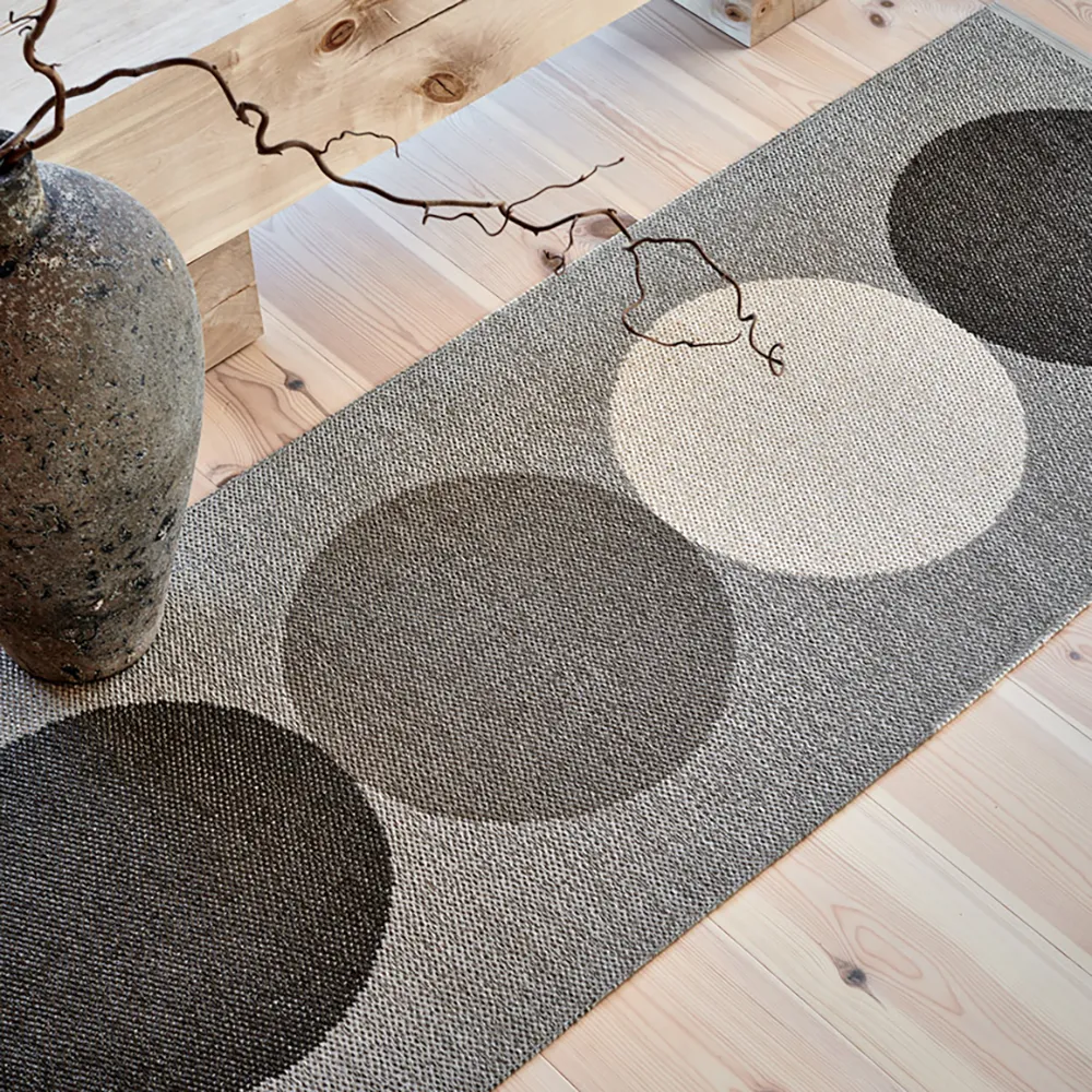 Otto Clay / Background Linen Carpet 70 x 140 cm
