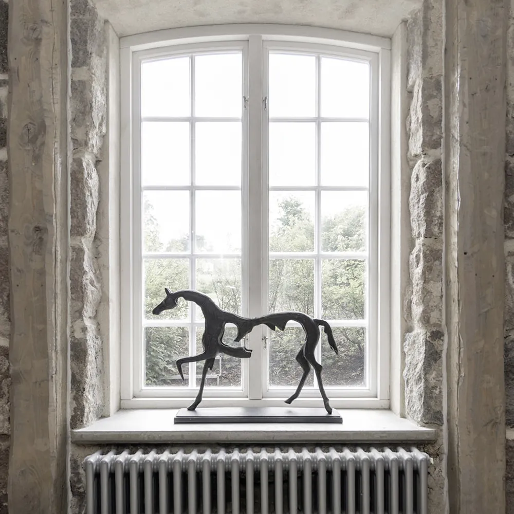 Cavallo Horse statue 