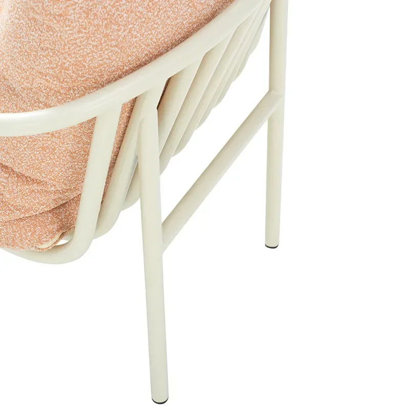 Bendt armchair Pearl White/Teddy Orange