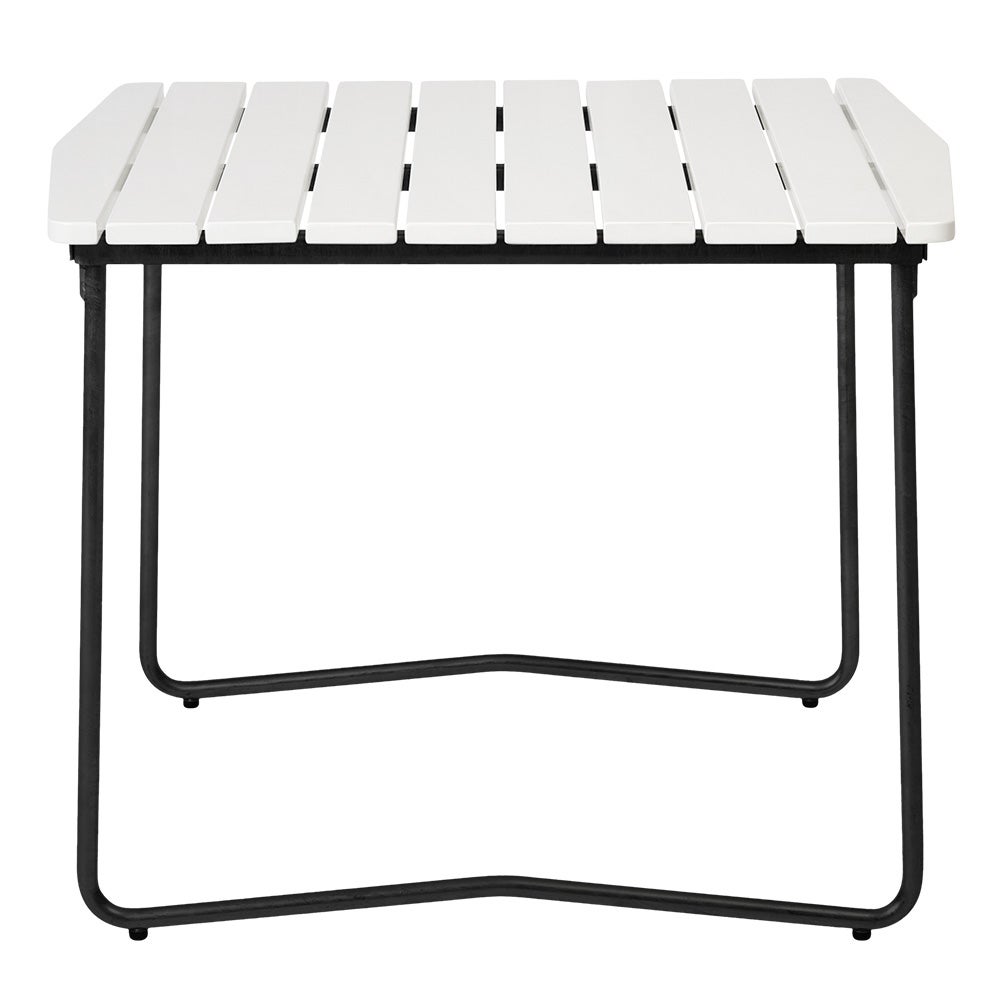 Table B31 84 White lacquered oak / black frame