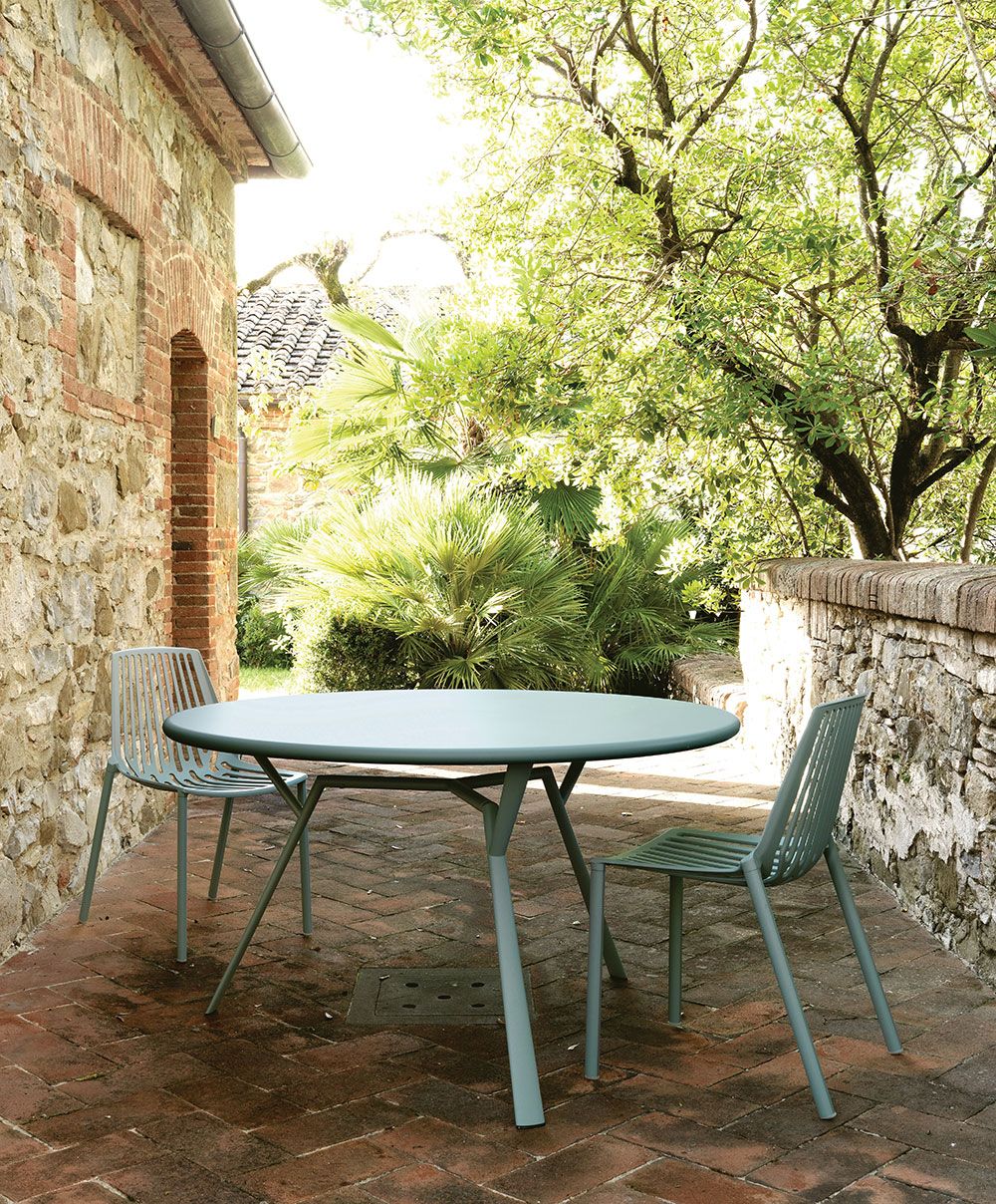 Rion armchair powder grey