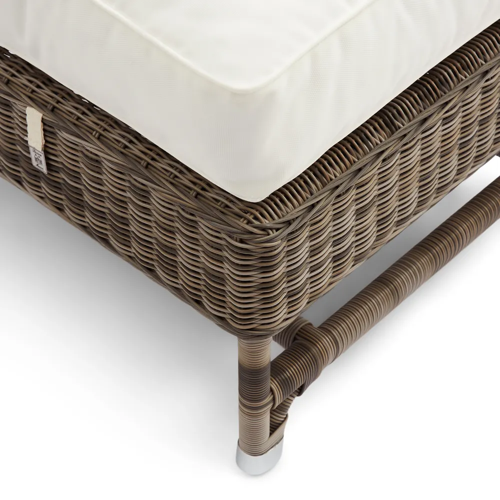 Nicolas footstool artificiel rattan