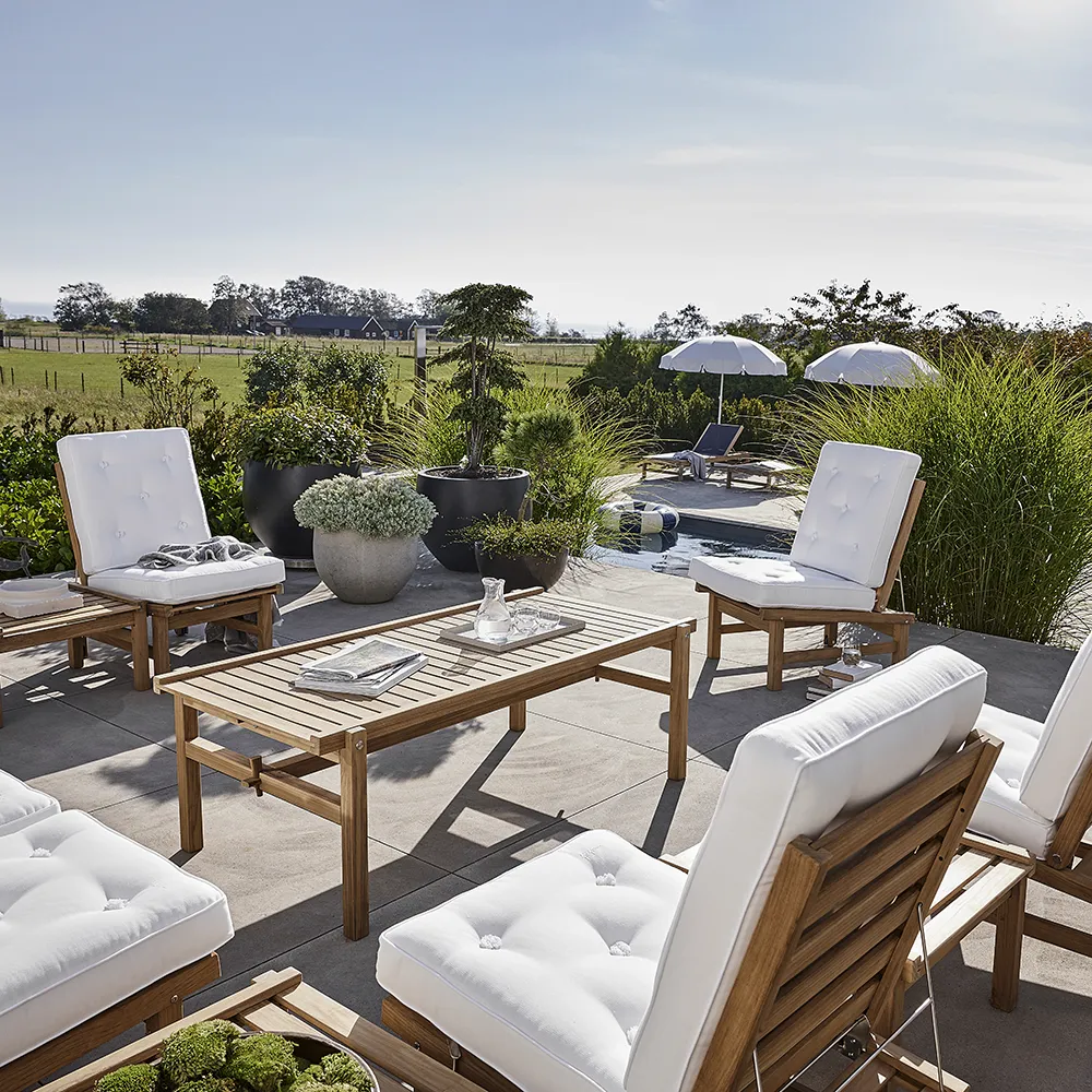 Armchair buildable teak