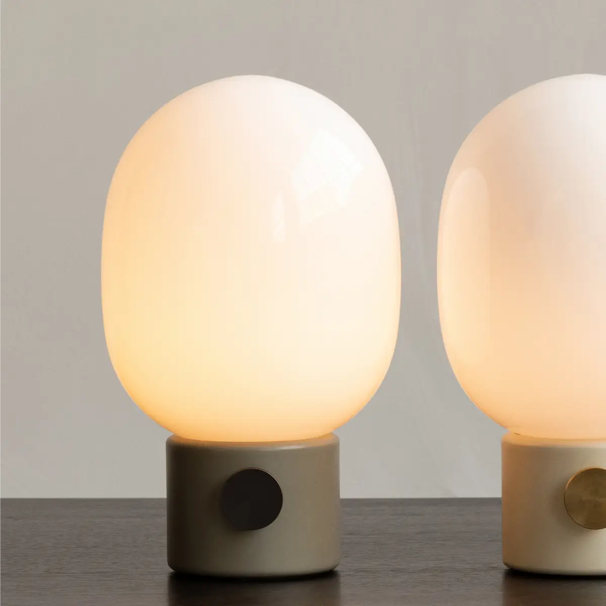 JWDA Table Lamp Steel Alabaster White Small
