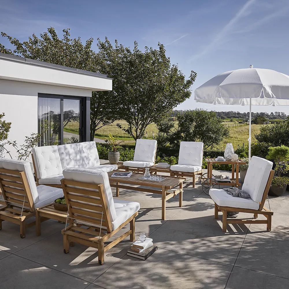 Armchair buildable teak