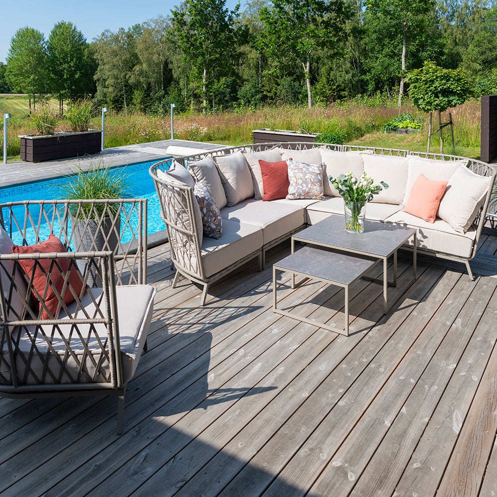 Jet Set Corner Sofa With Cushions 