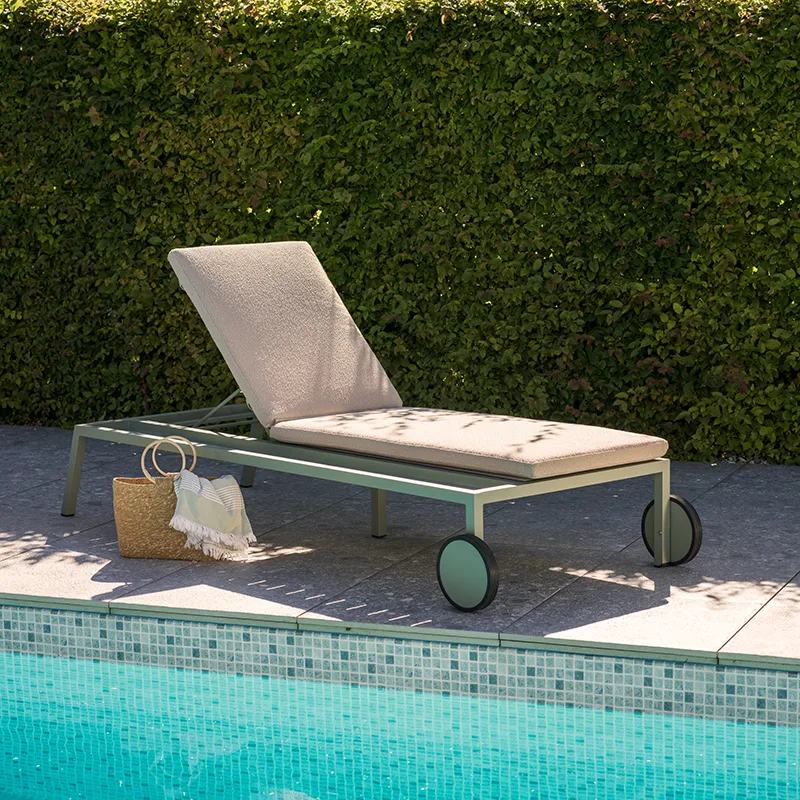 Samvaro sun lounger  Dusty green / Teddy beige