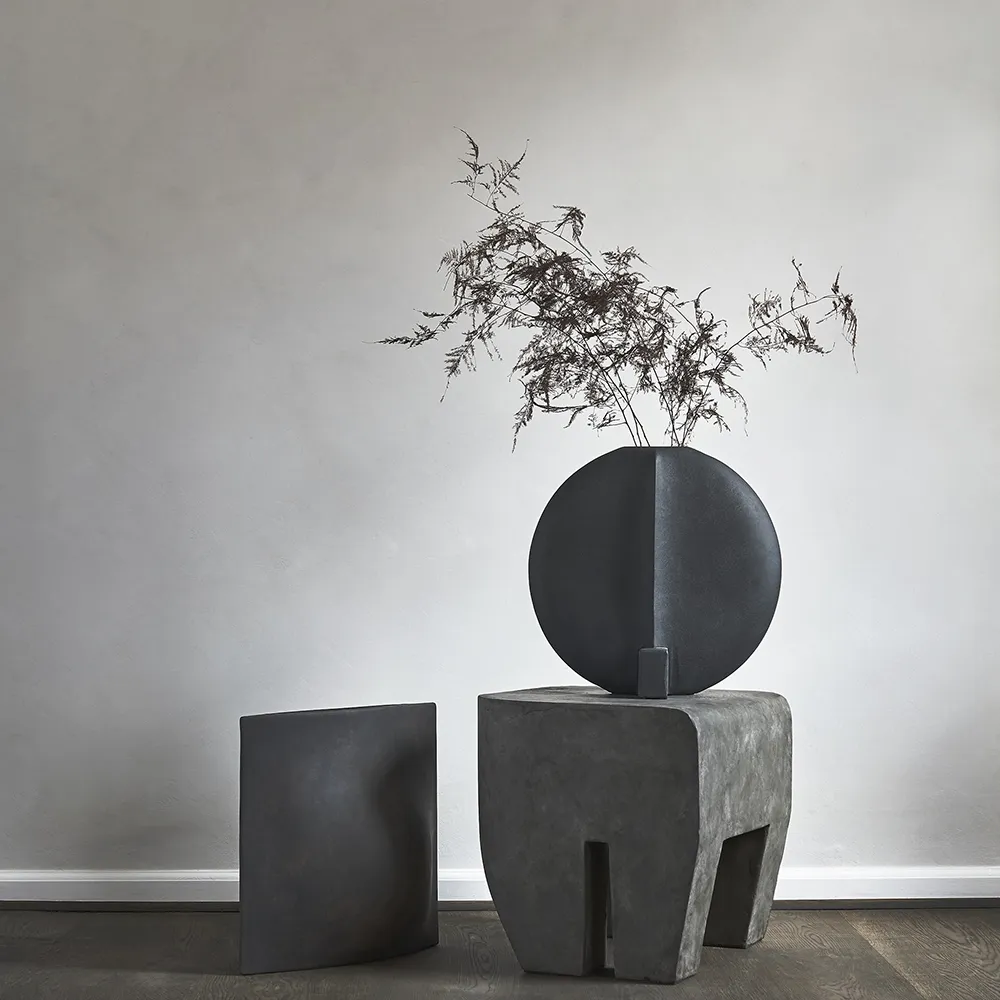 Sculpt Stool - Concrete