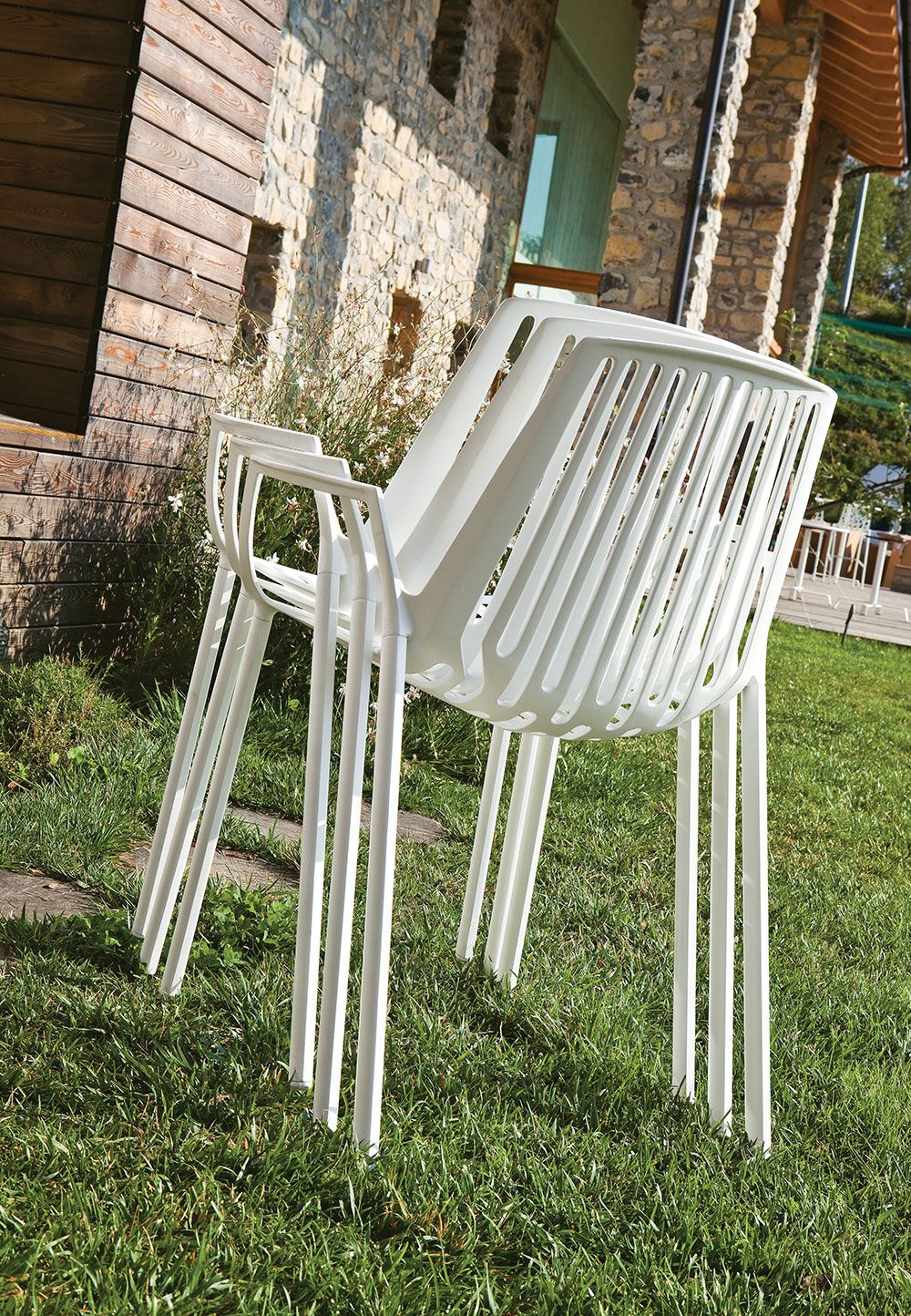 Rion armchair pearly gold