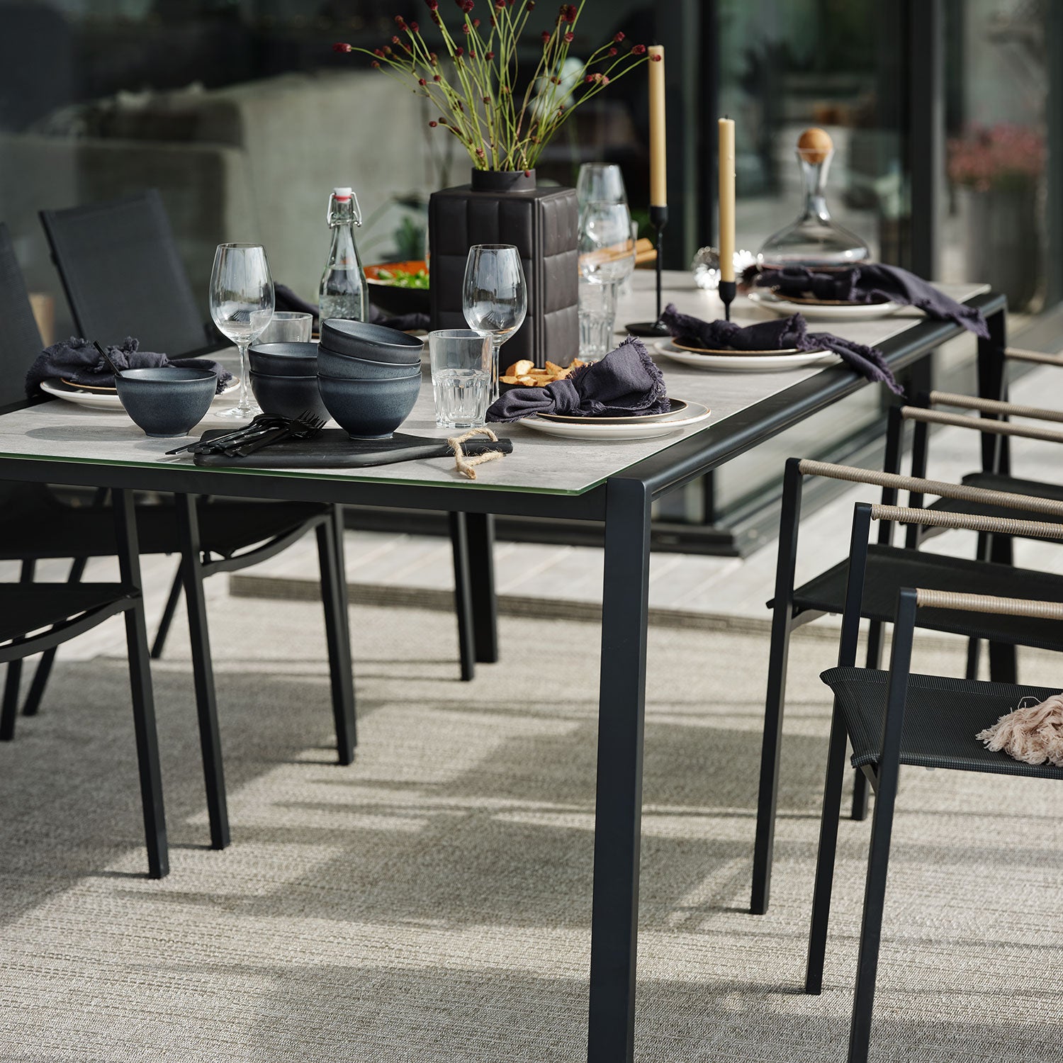 Lyra armchair black/grey