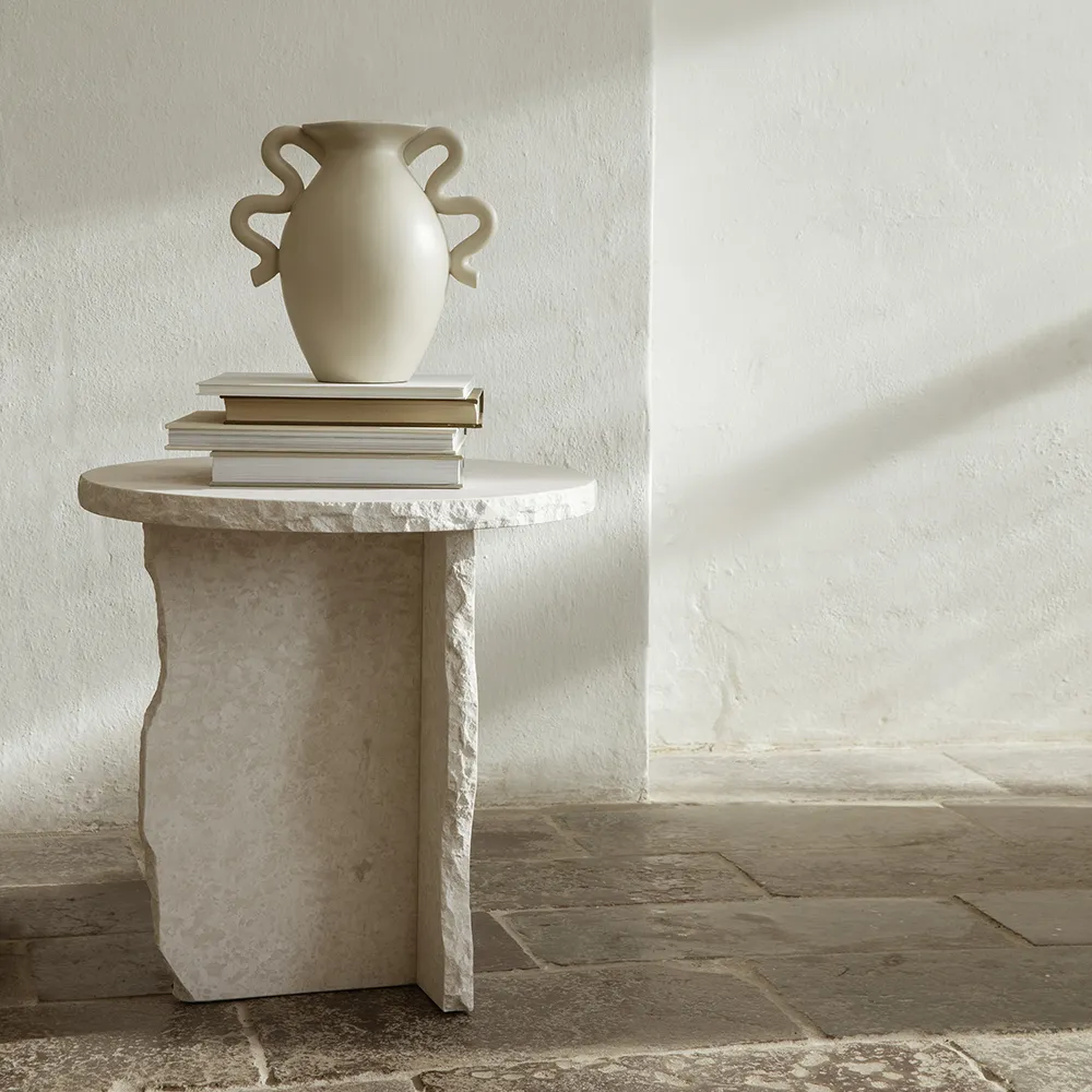 Mineral Sculptural Table - Bianco Curia