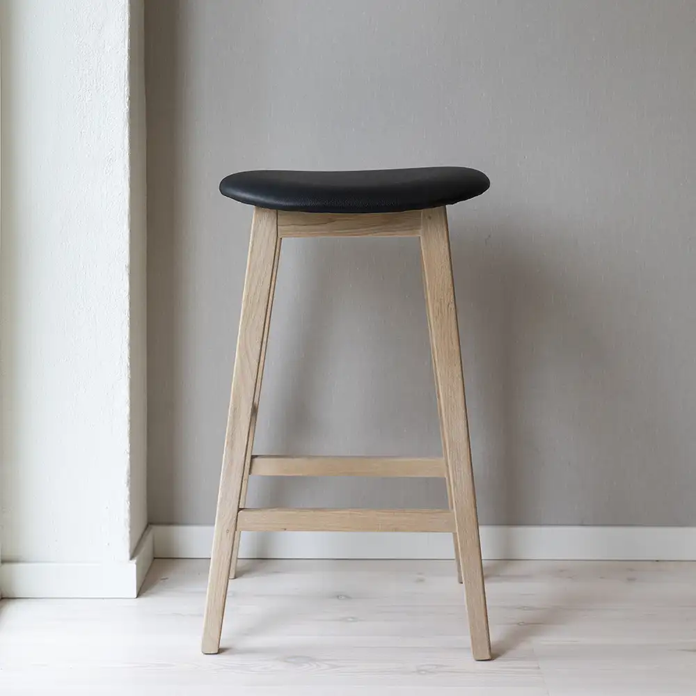 Kyoto bar stool black