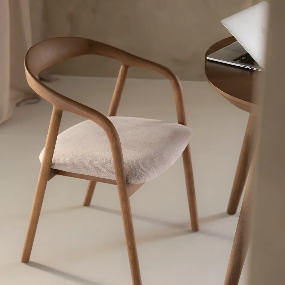 Rayven Chair - light brown
