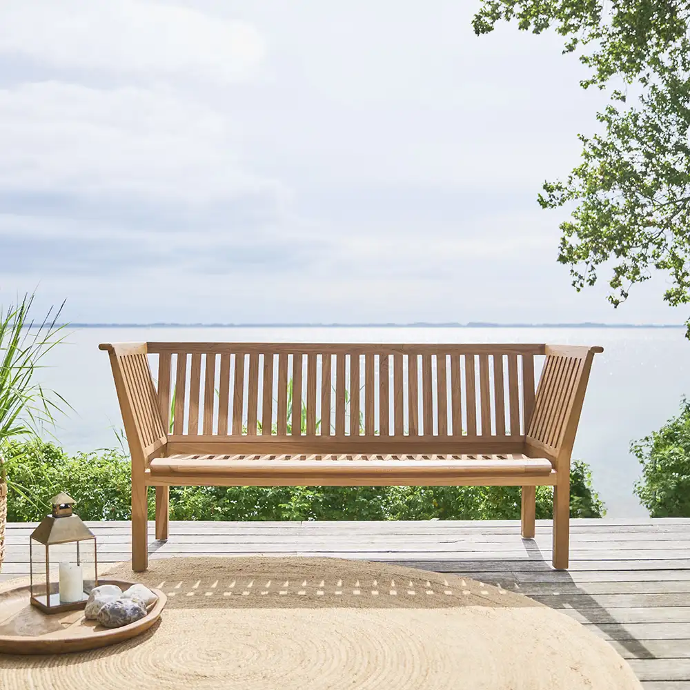 St Catherine bench teak 