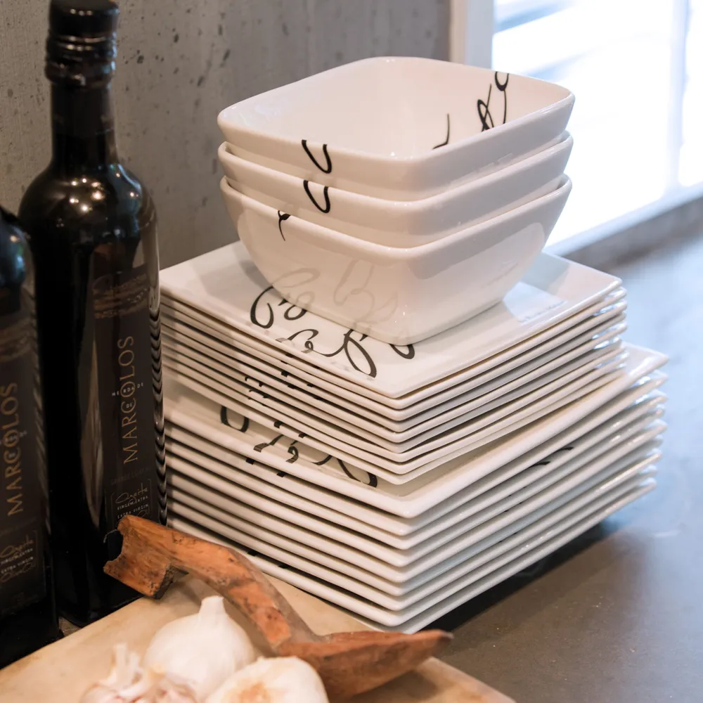 Buon Appetito Square Plate 18 x 18 cm