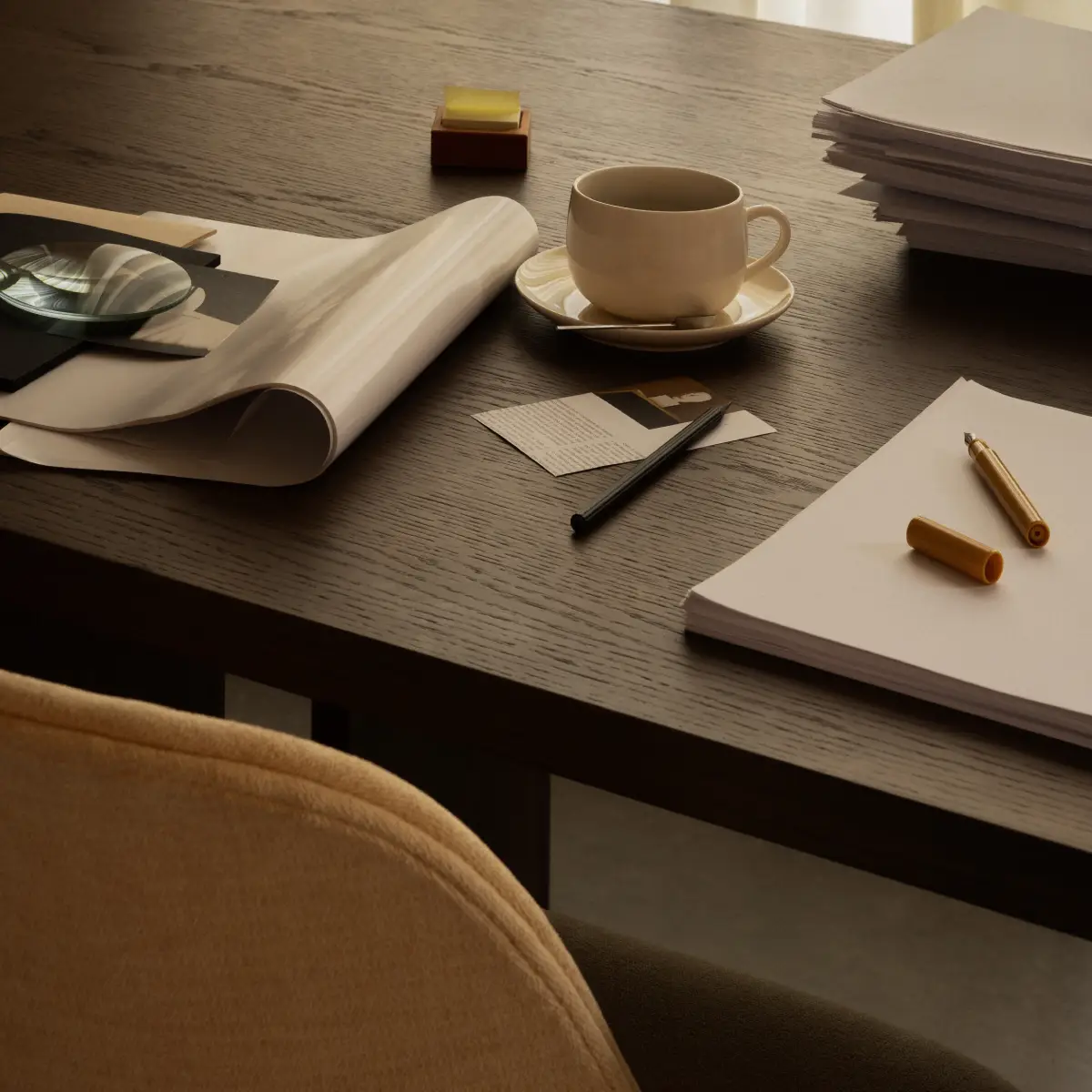 Androgyne Dining Table Dark Oak - 210 x 109 cm