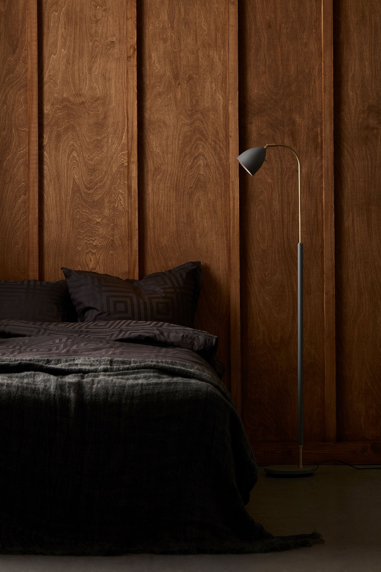 Deluxe Floor Lamp Warm Grey/Brass Mr16 Incl Light Source