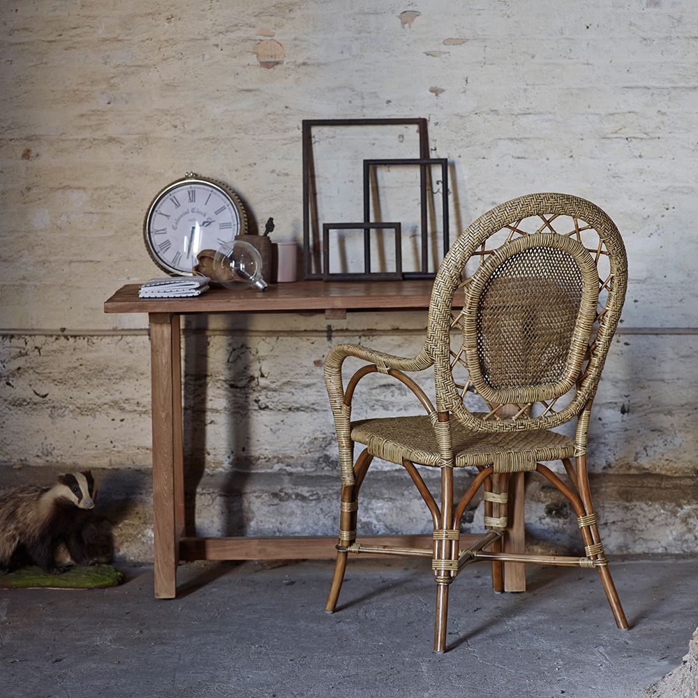 Romantica Wicker Chair Antique