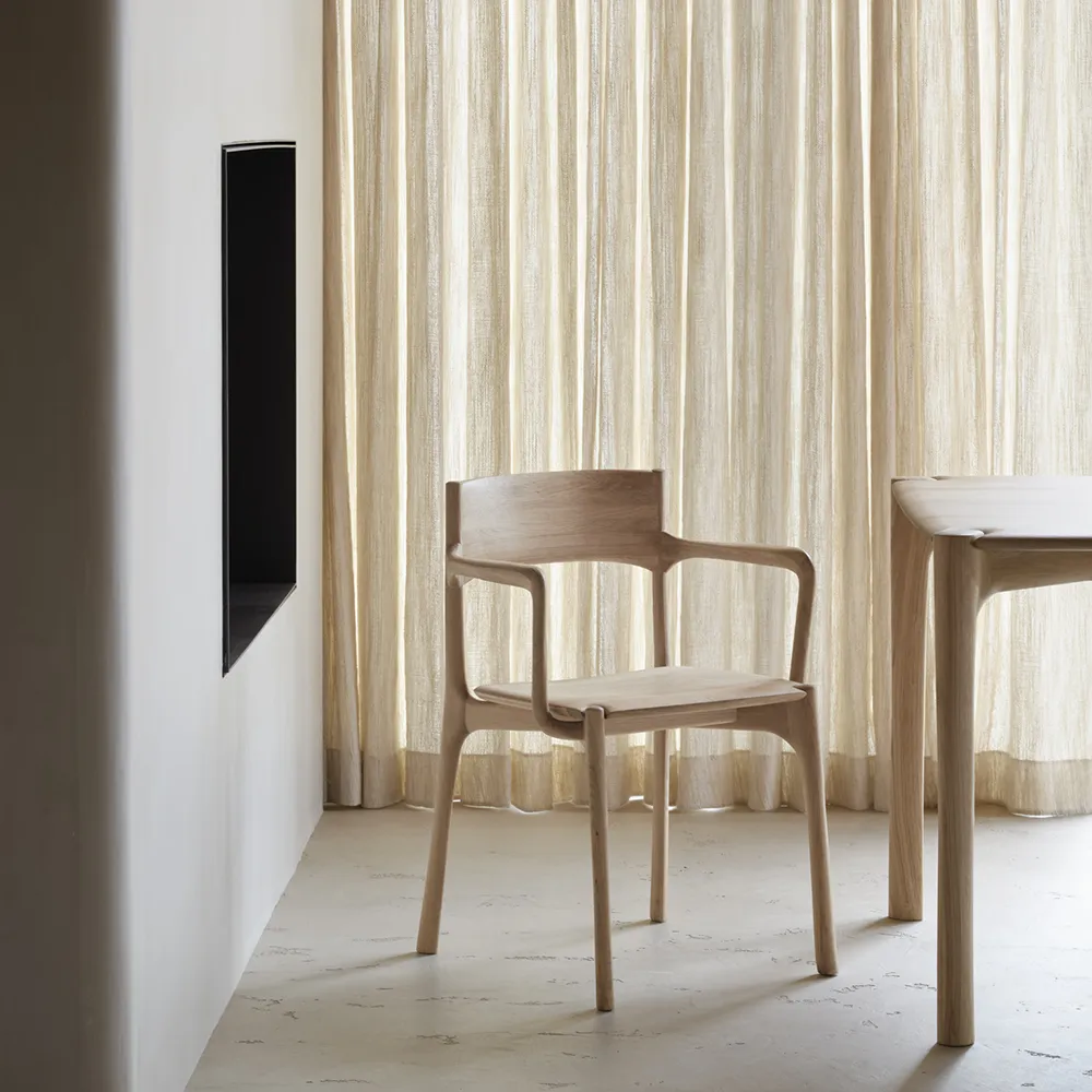 PI Dining chair with armrest Oak