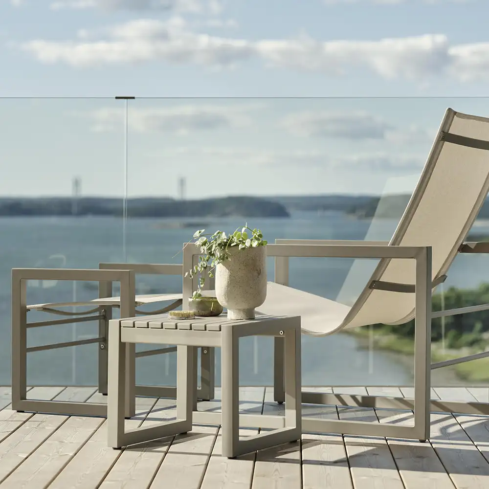 Vevi footstool khaki/white