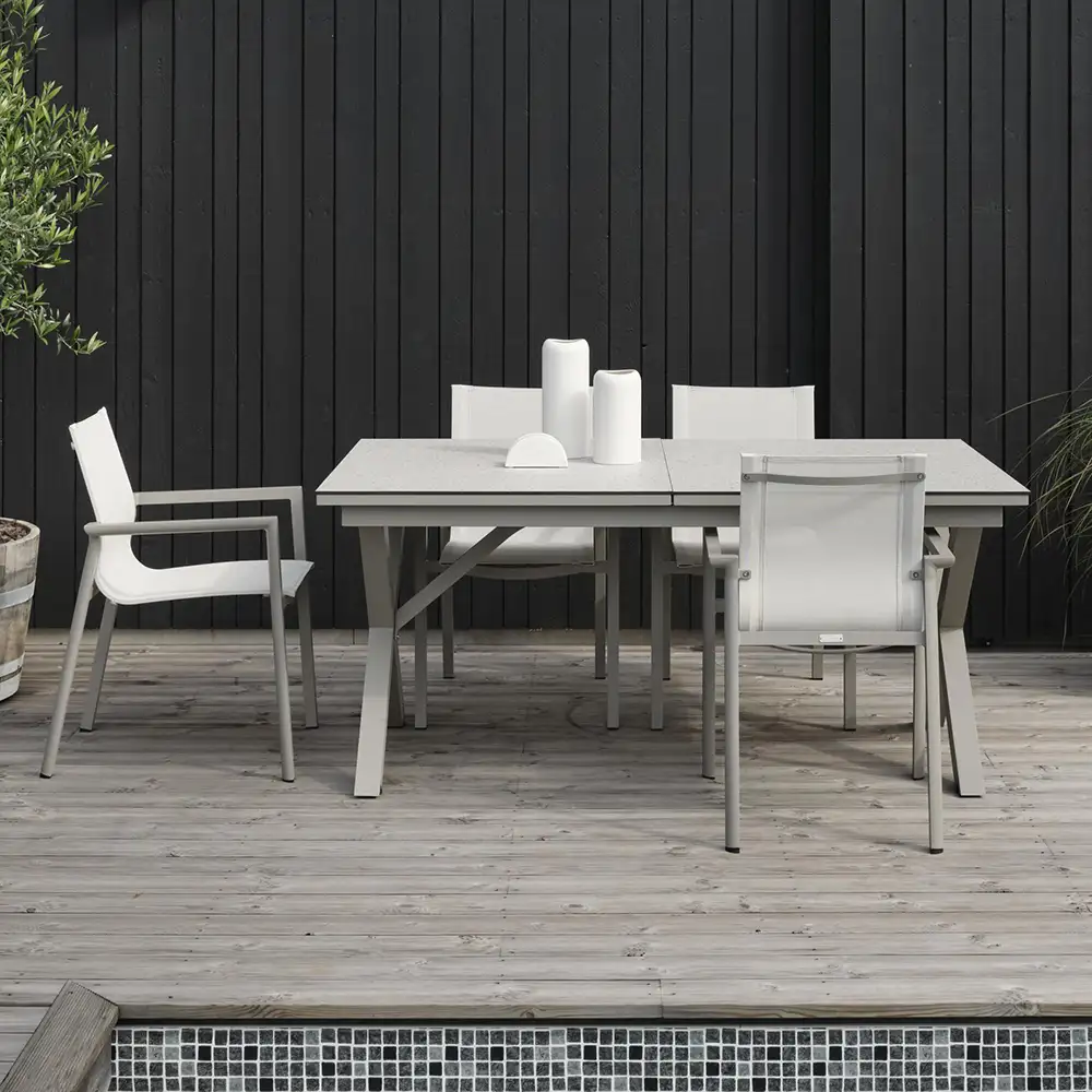 Delia stacking chair khaki/textilene