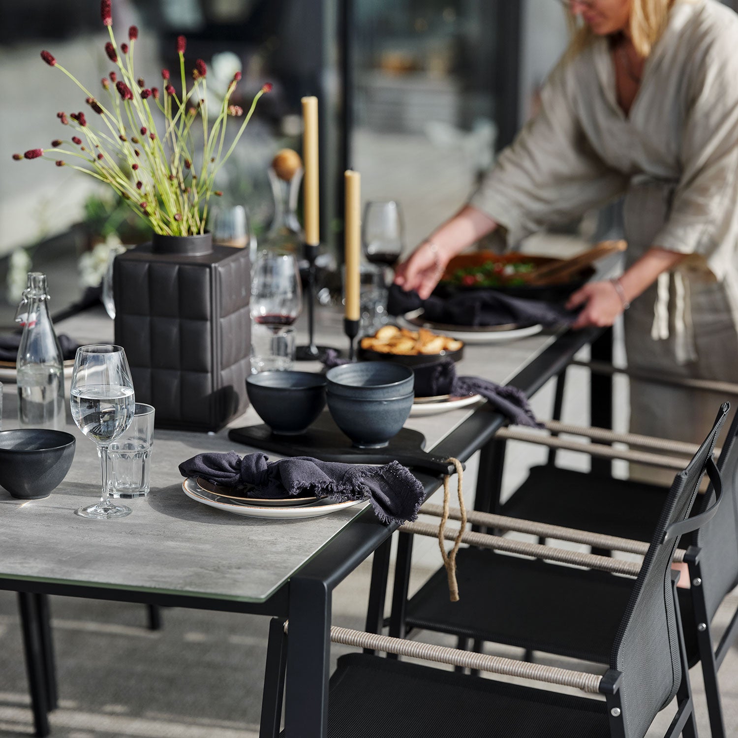 Lyra armchair black/grey